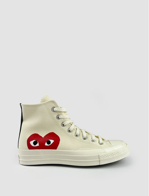 Play Converse Chuck Taylor