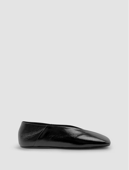 Leather ballet flats