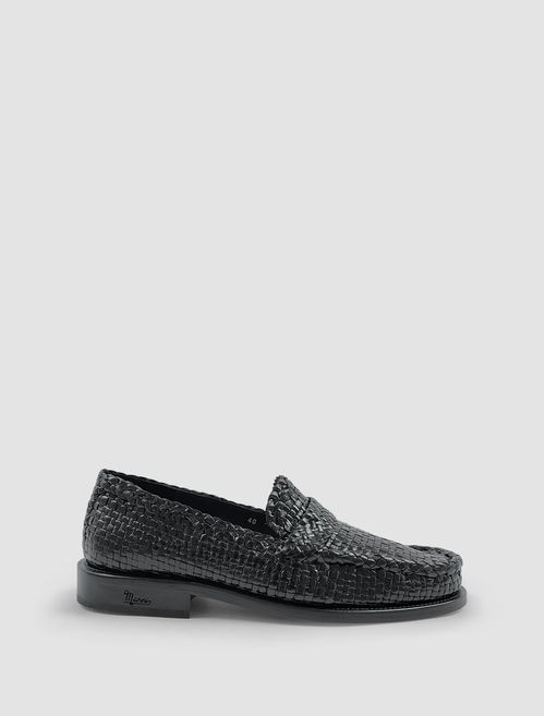 Loom moccasin