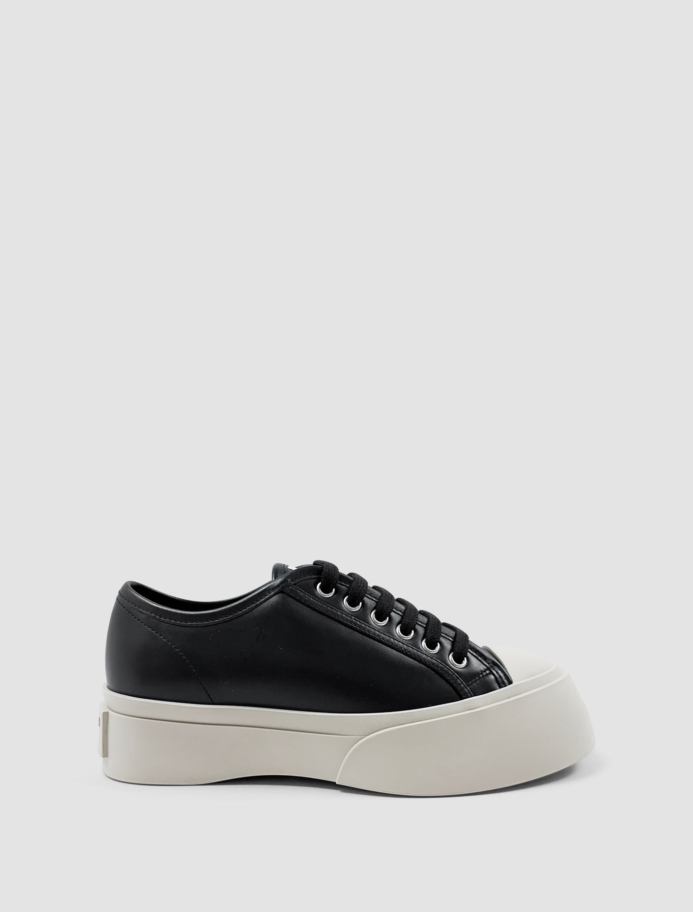 Shop Marni Sneakers Stringate In Nero