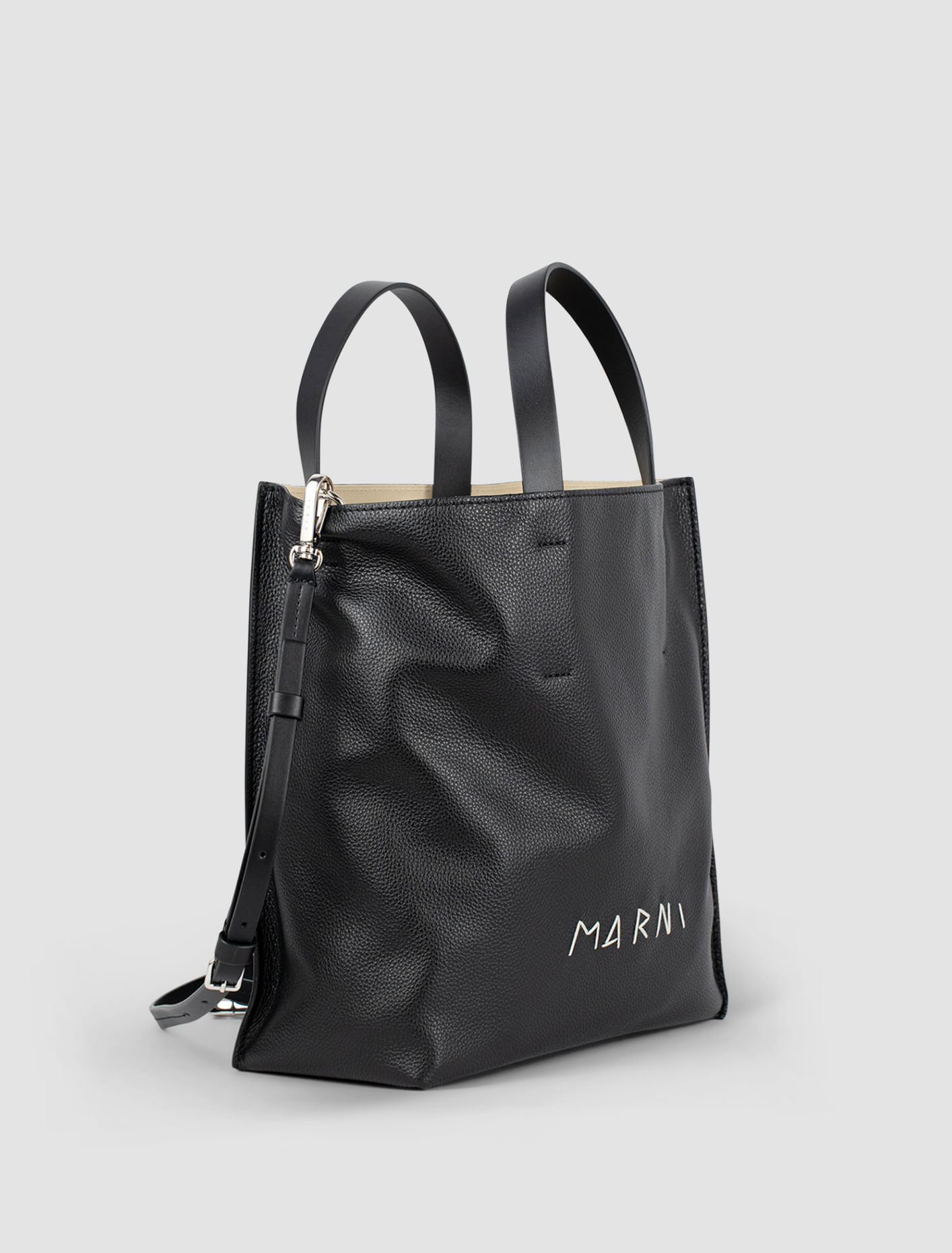 Shop Marni Shopping Bag In Nero