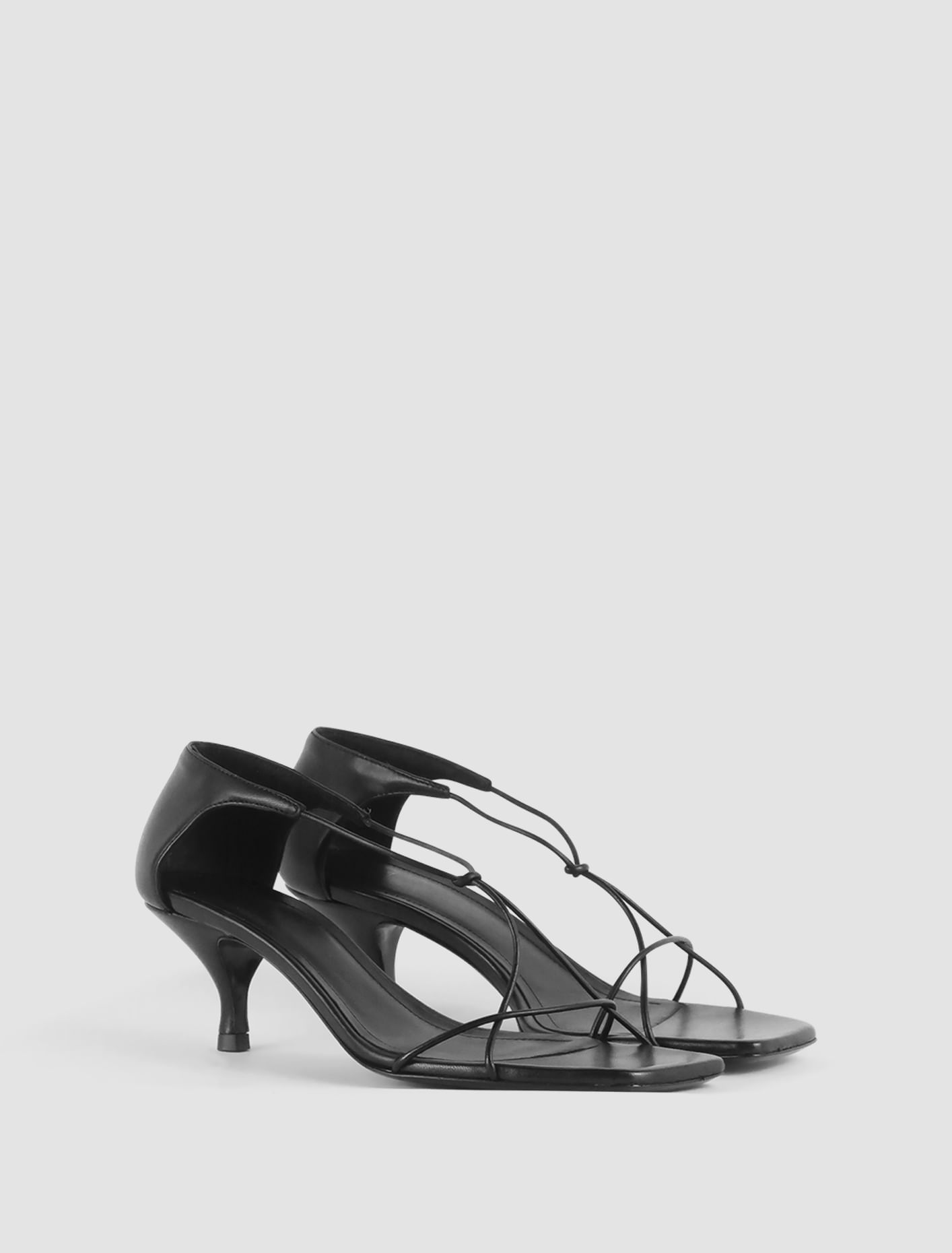 Shop Totême Leather Knot Sandal In Black