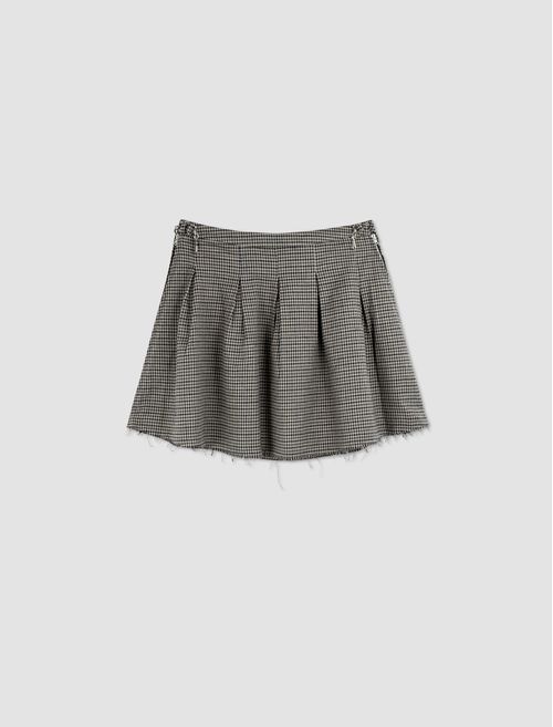 Object skirt