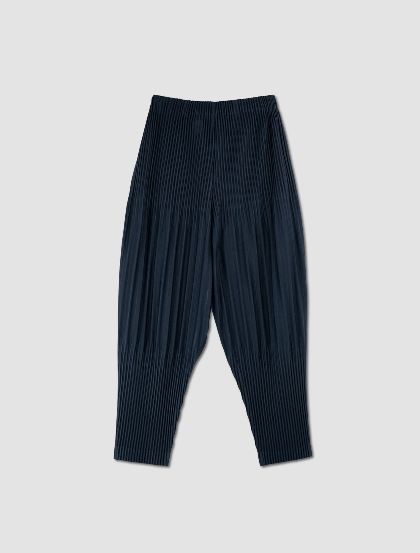 Shop Issey Miyake Pleated Pants In Blu