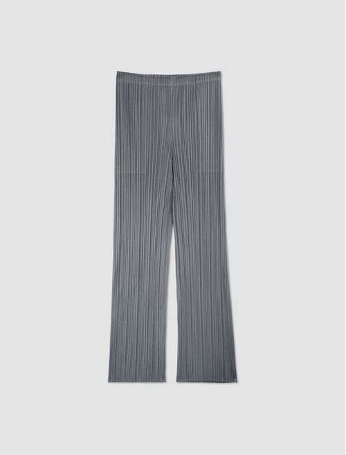 Pleated trousers