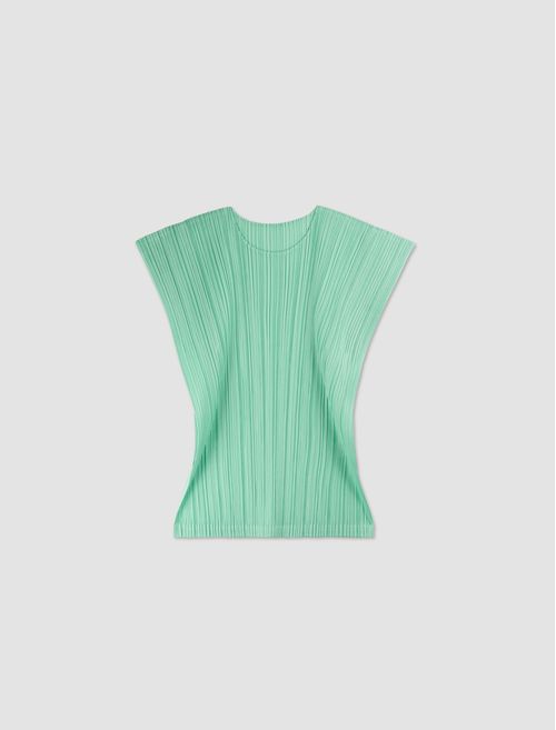 Pleated top