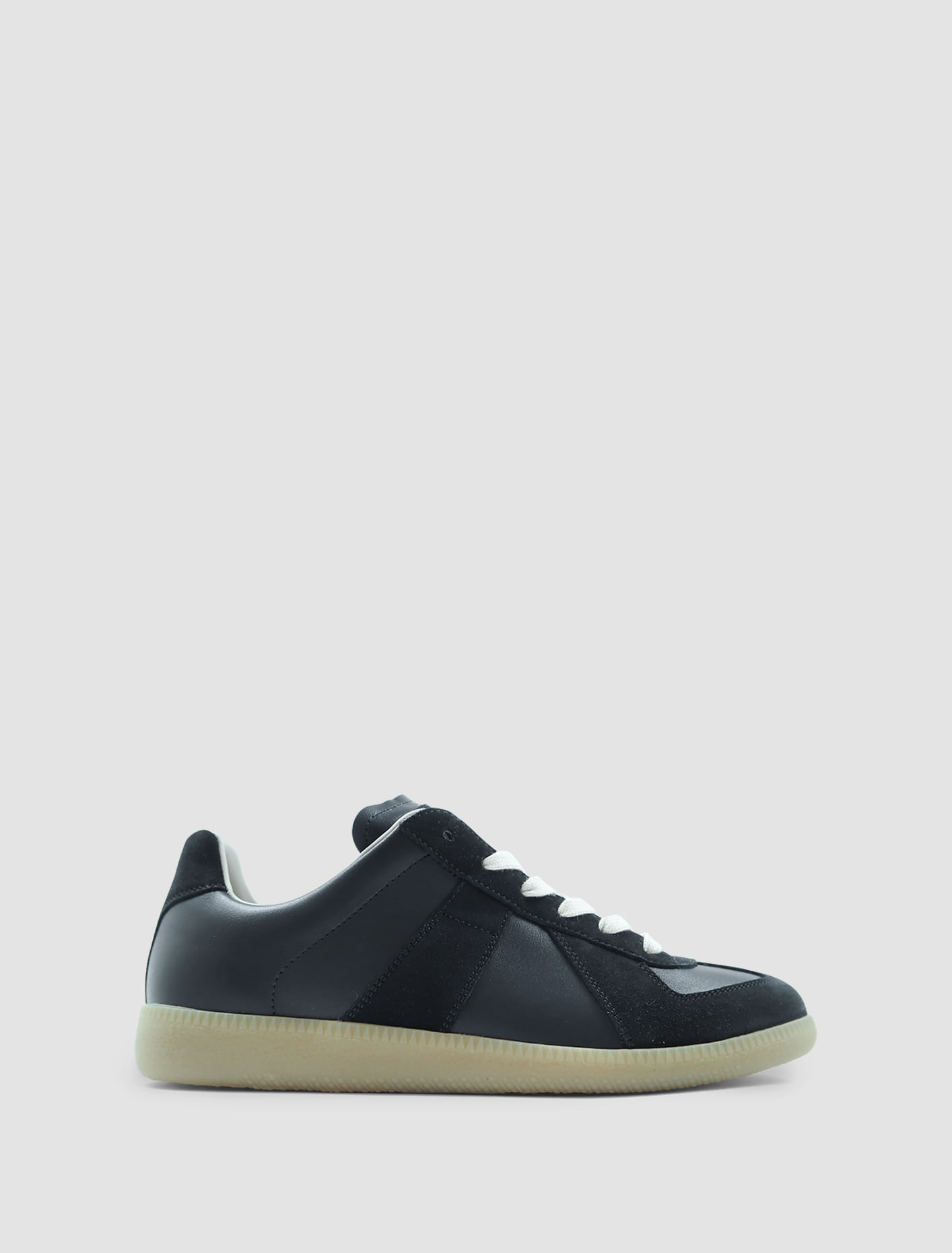 Shop Maison Margiela Sneakers In Black