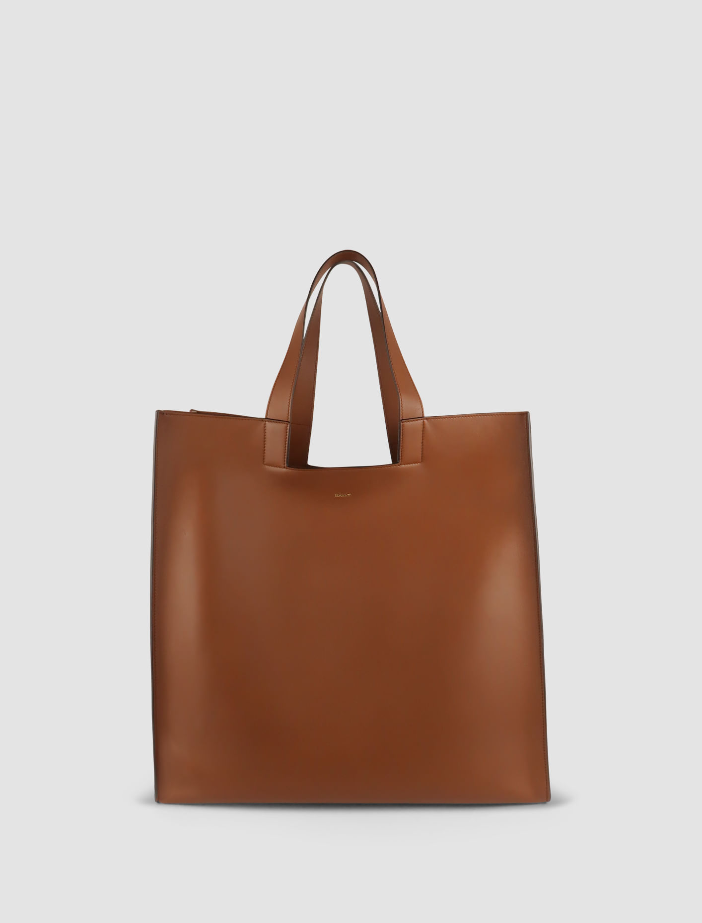 Shop Bally Easy Tote Bag In Leather 21+gold