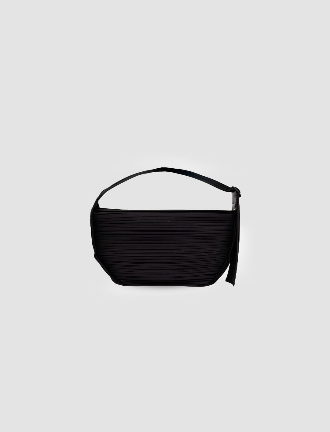 Shop Issey Miyake Pleated Bag In Nero