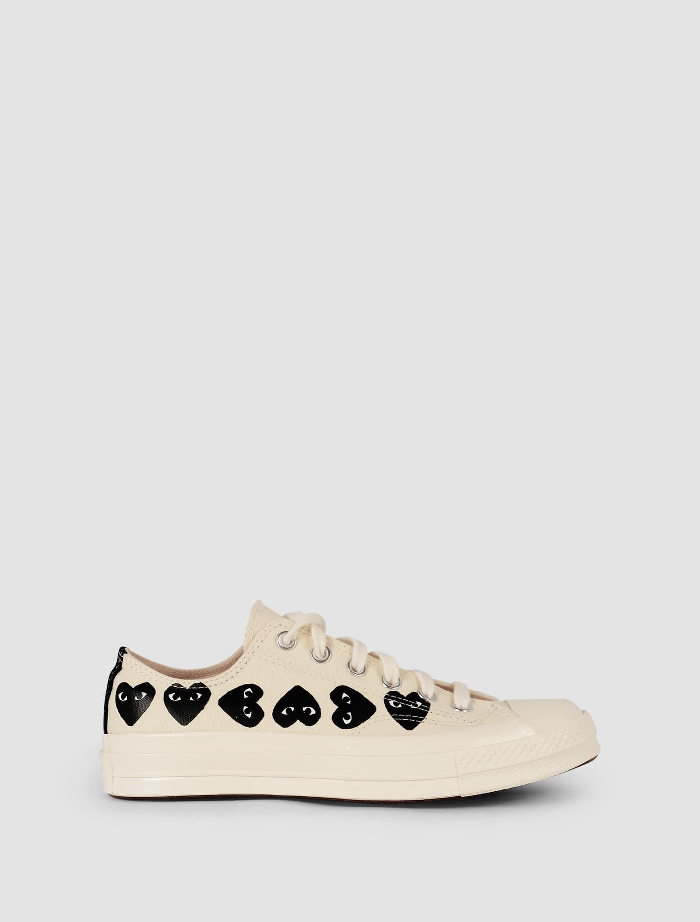 Shop Comme Des Garçons Play Sneakers Multi Heart Ct70 Basse In Beige