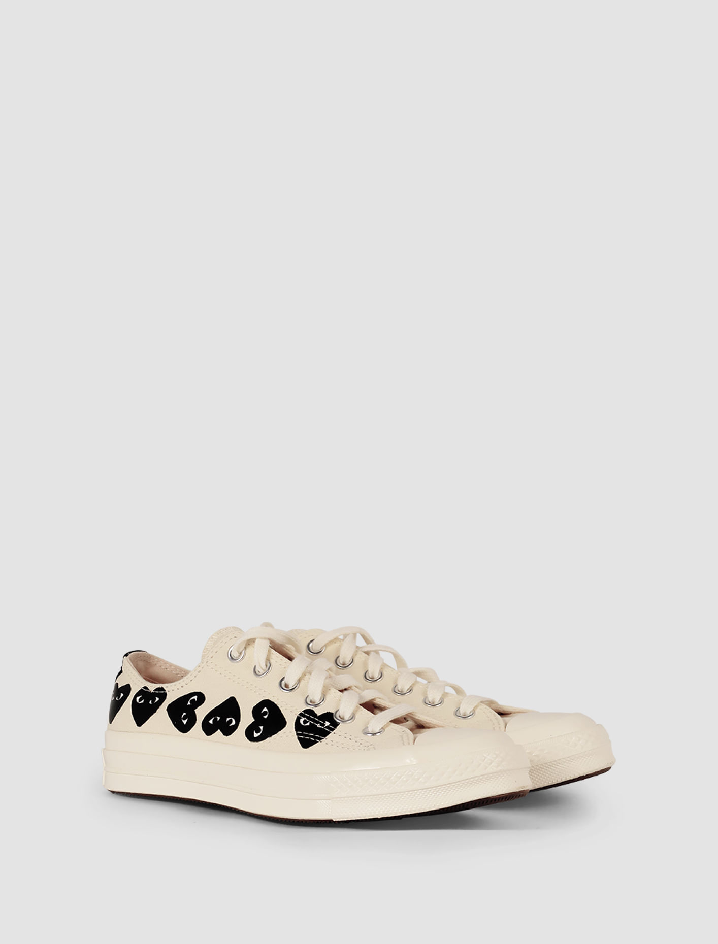 Shop Comme Des Garçons Play Sneakers Multi Heart Ct70 Basse In Beige