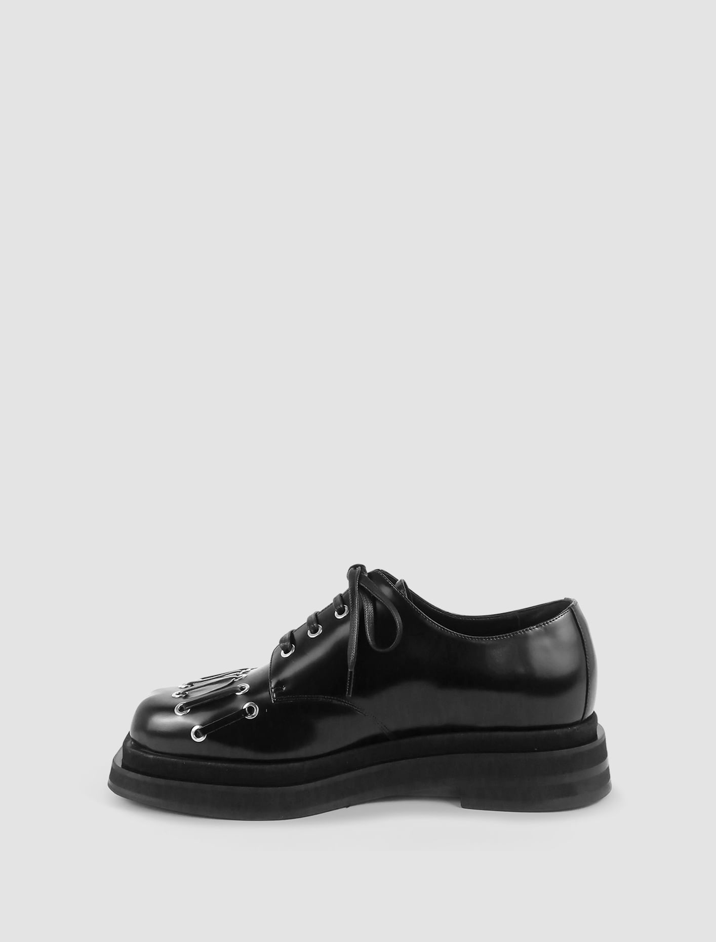 Shop Simone Rocha Scarpe Heart Toe Grommet Brogue In Nero